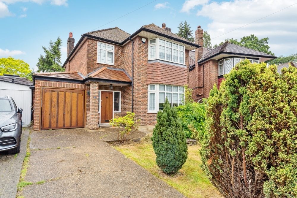 Property photo 1 of 12