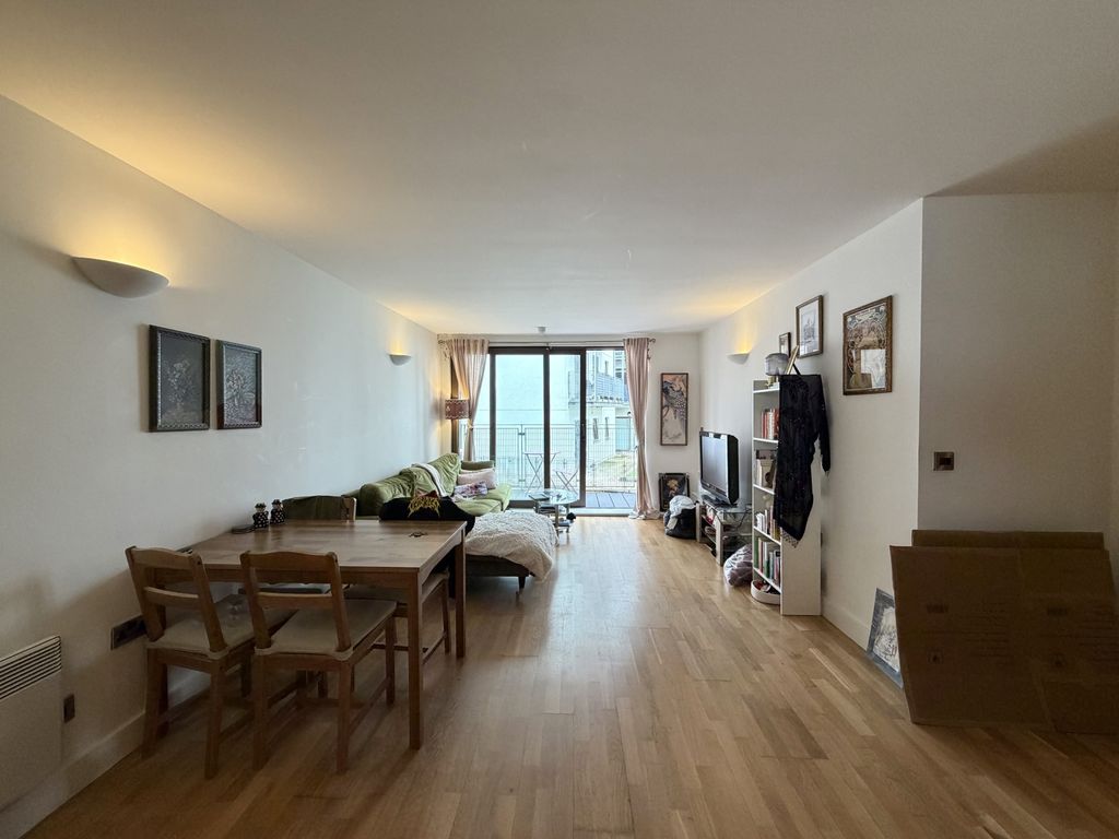 Property photo 1 of 16 Img_5674