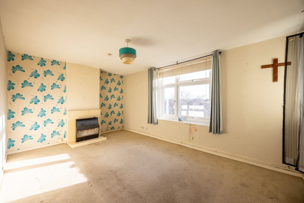 Property photo 2 of 10 Picture No. 17