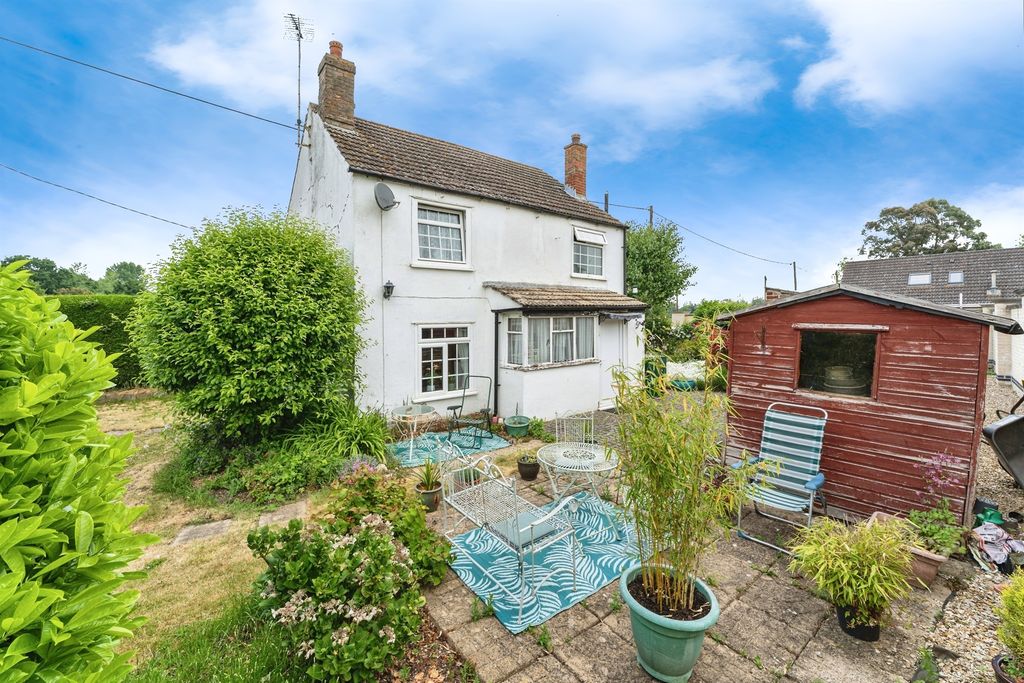Property photo 2 of 16