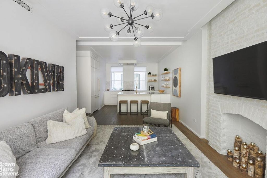 Property photo 2 of 12 <Alttext/>