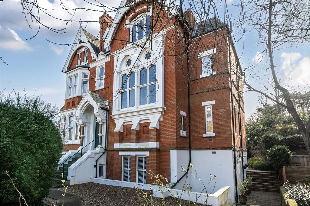 Property photo 2 of 14 Picture No. 26