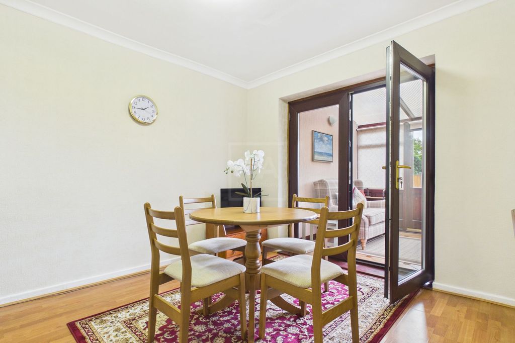Property photo 3 of 16 Dining Room