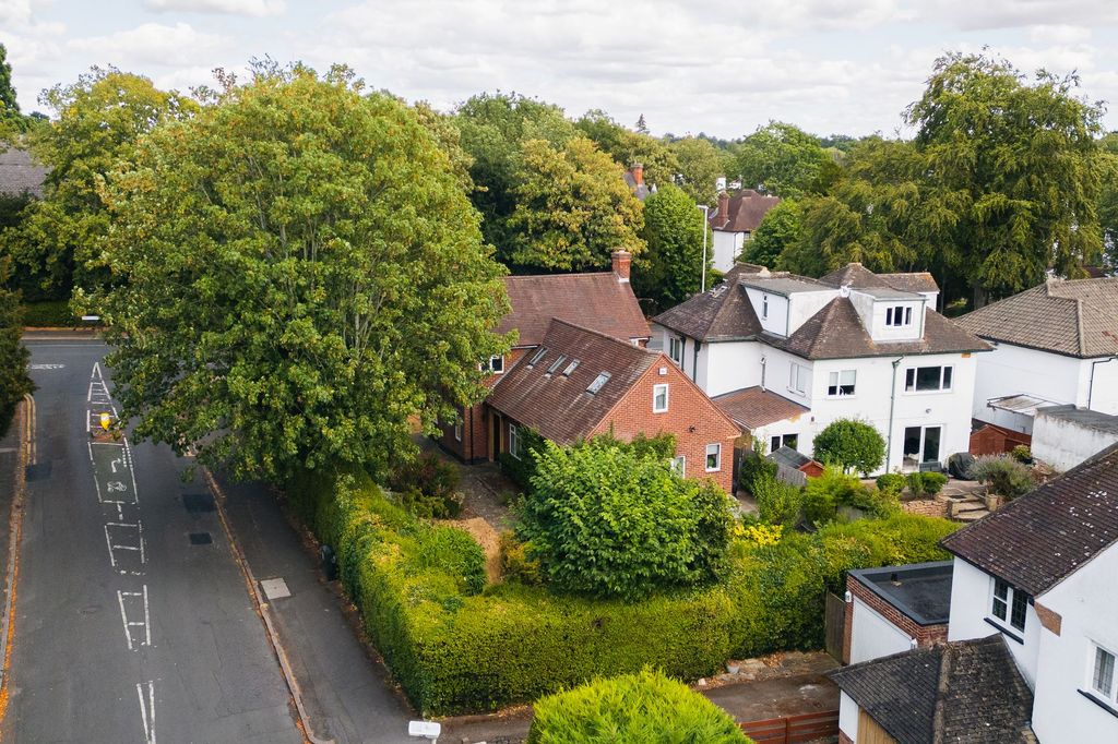 Property photo 1 of 53