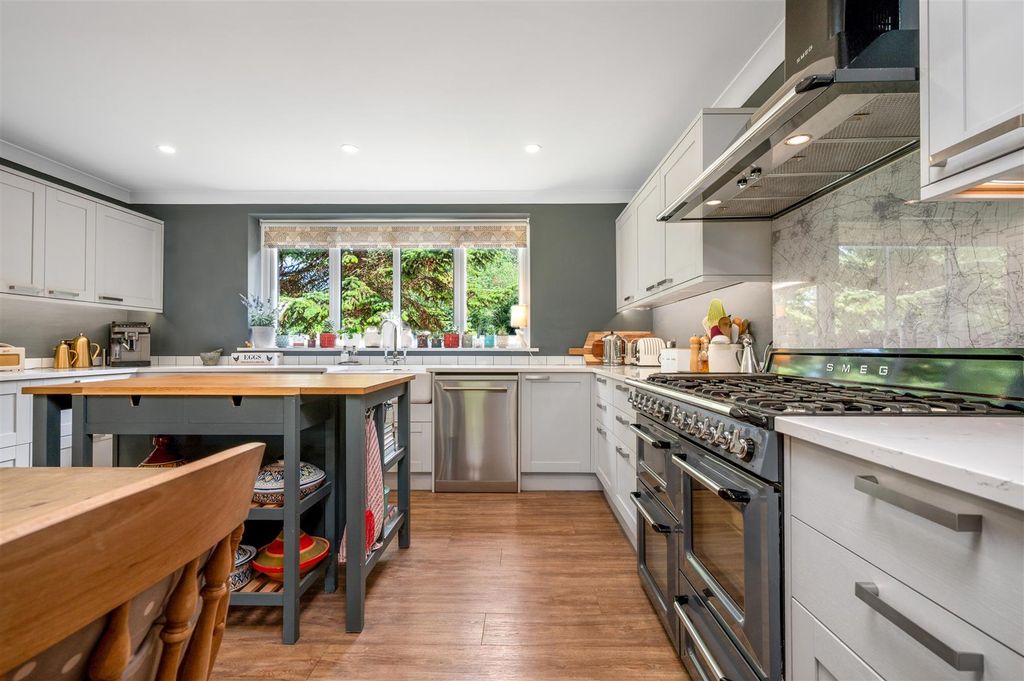 Property photo 2 of 42 94 Grantham Road Web Ph-52.Jpg