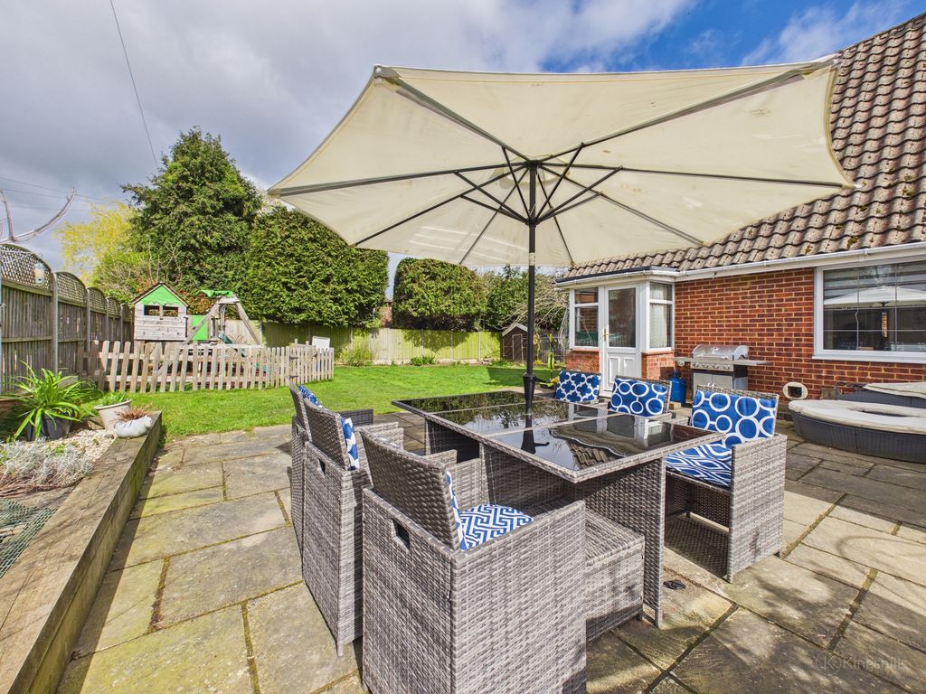 Property photo 2 of 18 Cam02119G0-Pr0560-Still009