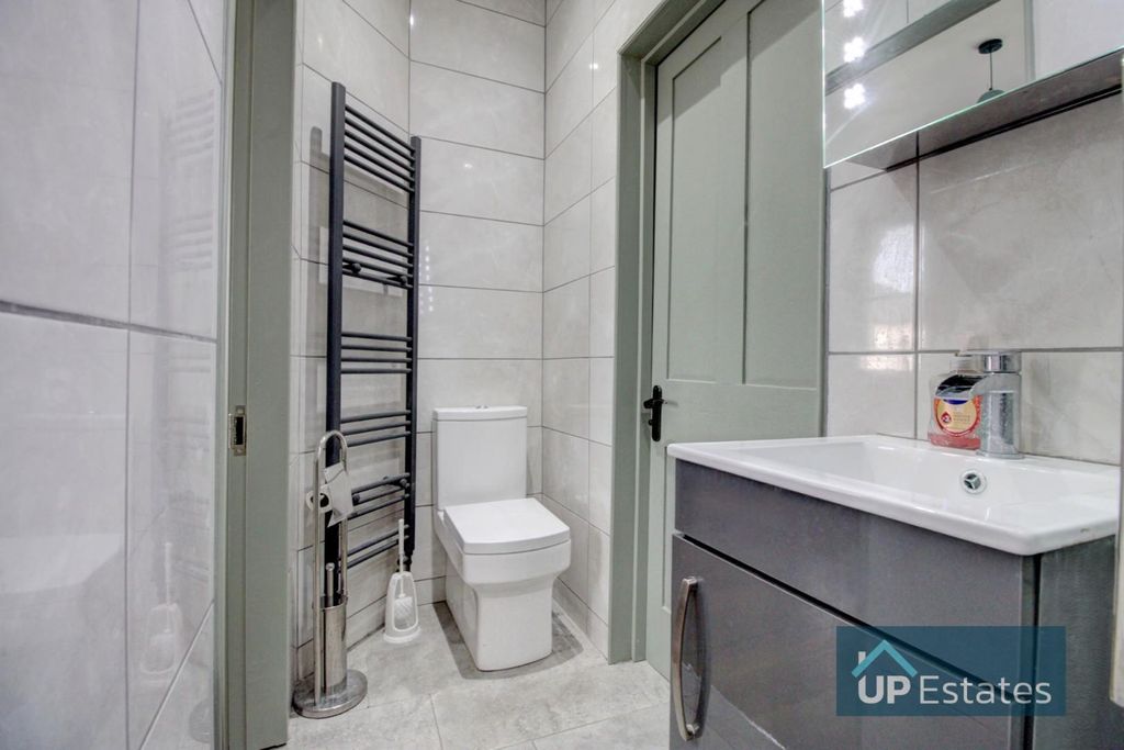 Additional image 22 of 4 bed town house for saleAbingdon House, Grove Street, Leamington Spa CV32