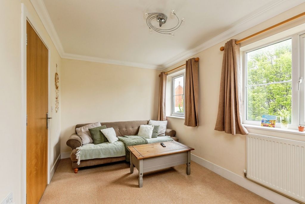 Property photo 3 of 13 Pbox-Img.Jpg