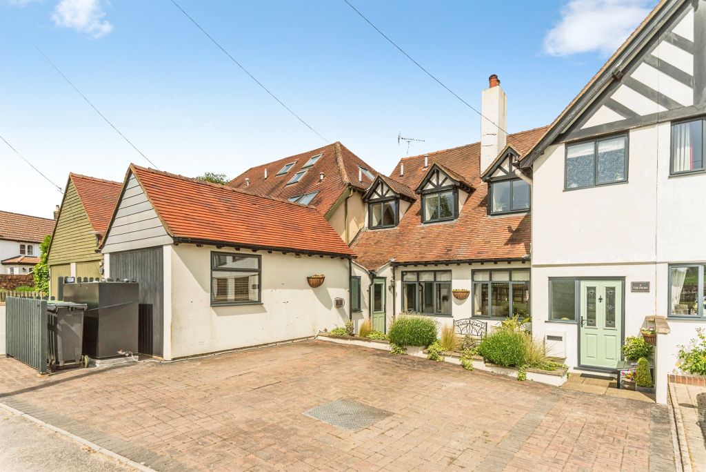 Property photo 3 of 34