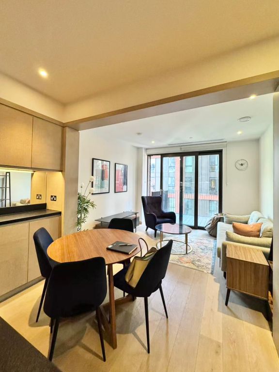 Property photo 2 of 29