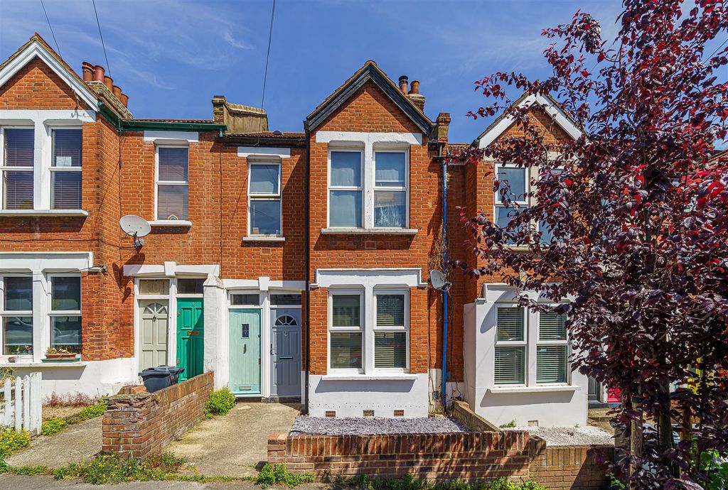 Property photo 1 of 8