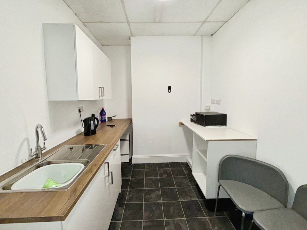 Property photo 3 of 5 Picture No. 01
