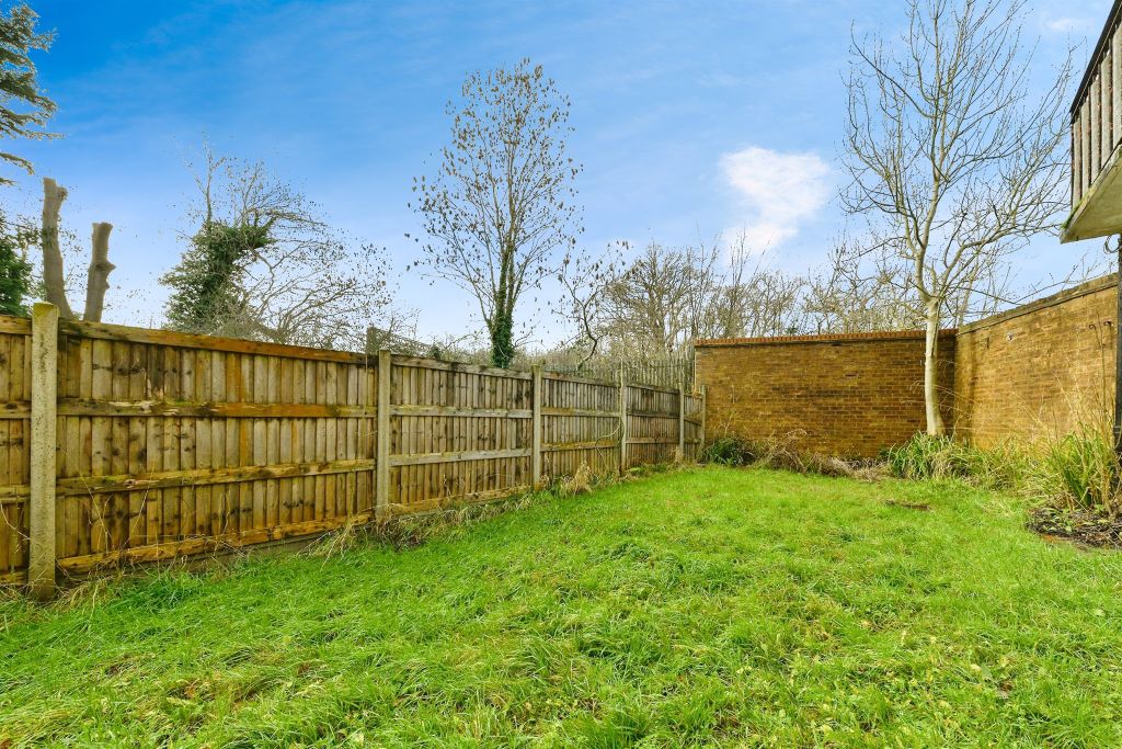 Property photo 3 of 21