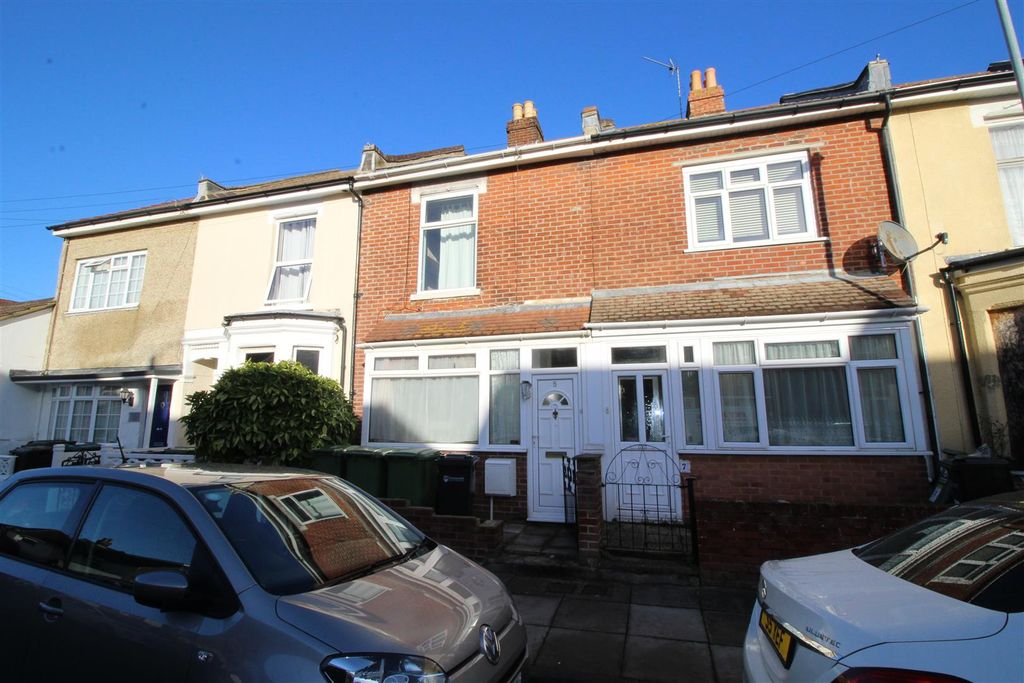 Property photo 1 of 7