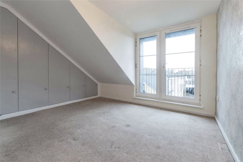 Additional image 8 of 2 bed maisonette for saleGrove Road, Hitchin SG4