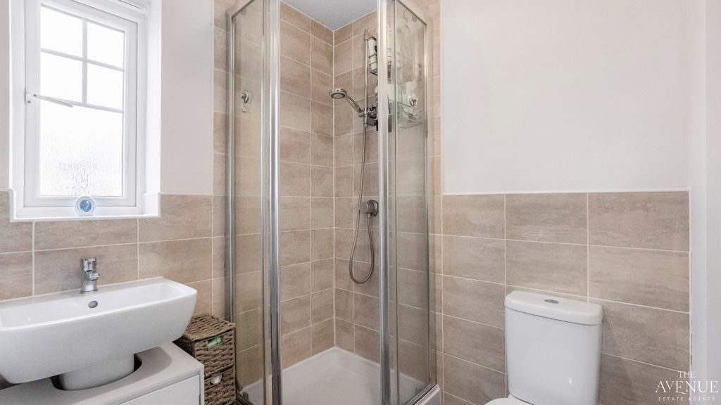 Property photo 3 of 27 5454686
