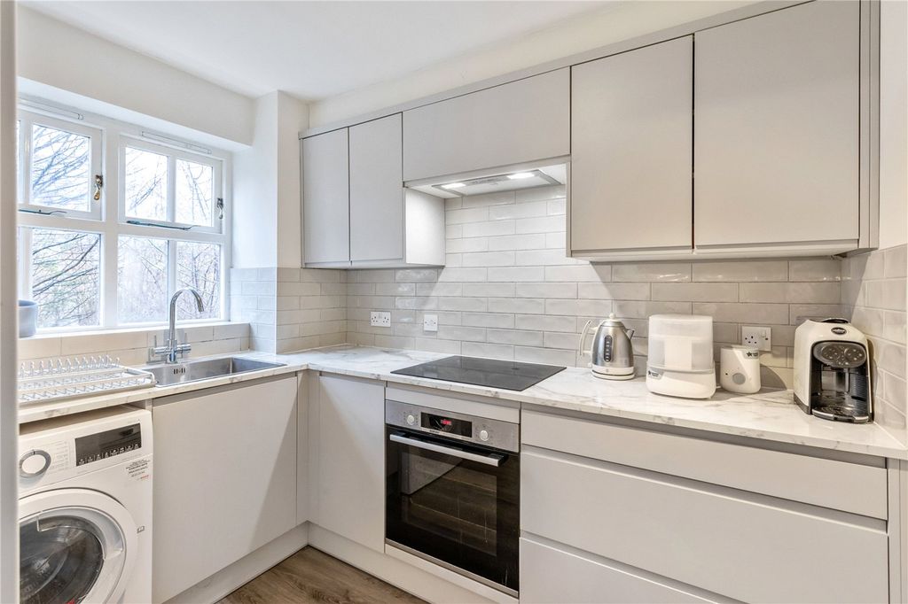 Property photo 2 of 12 Picture No. 06