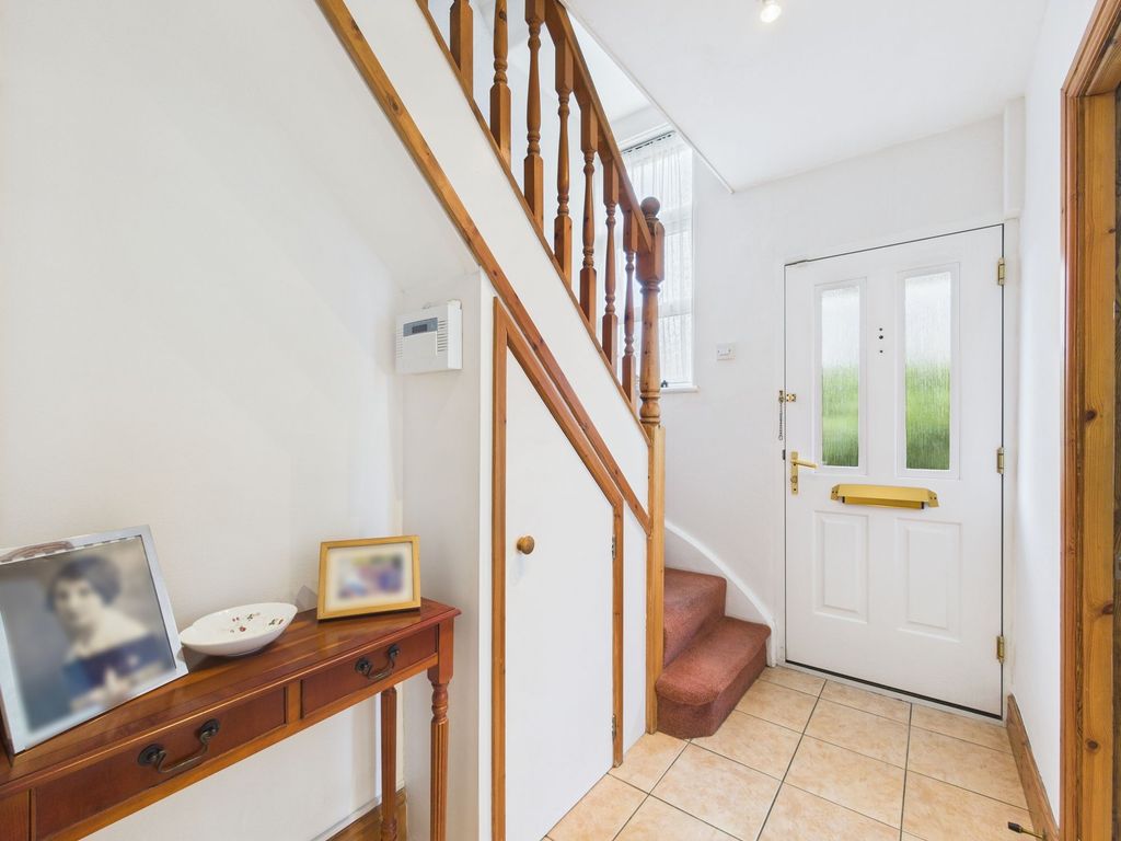 Property photo 3 of 24