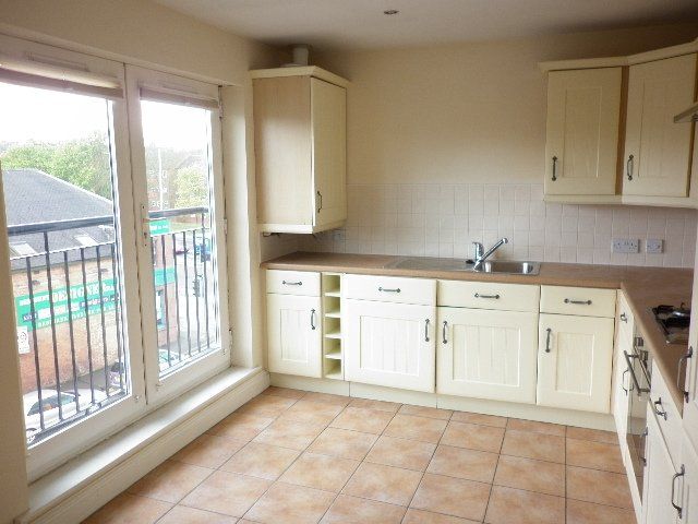 Property photo 2 of 9 Kitchen