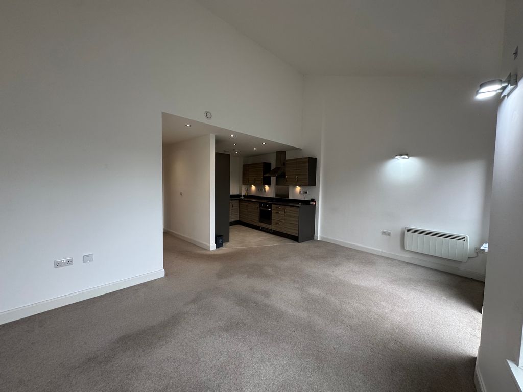 Property photo 2 of 10 Living Room
