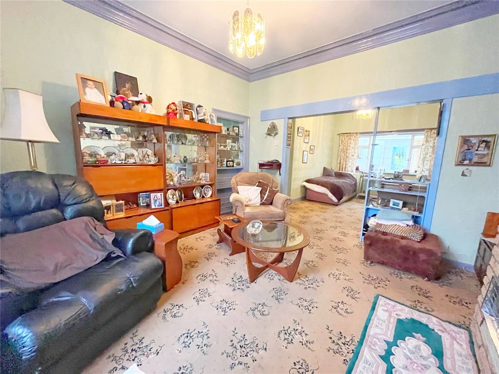 Property photo 3 of 15 Picture No. 13