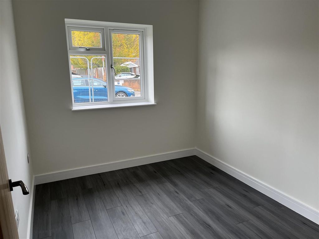 Property photo 3 of 7 Img_1923.Jpg