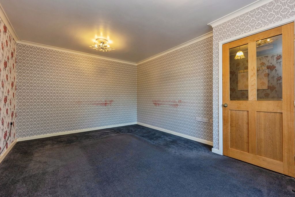 Property photo 2 of 22 Pbox-Img.Jpg