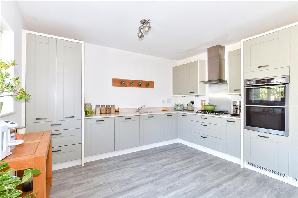 Property photo 3 of 13 Kitchen/Diner