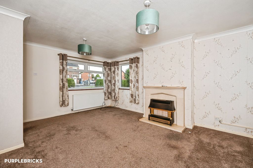 Property photo 2 of 26