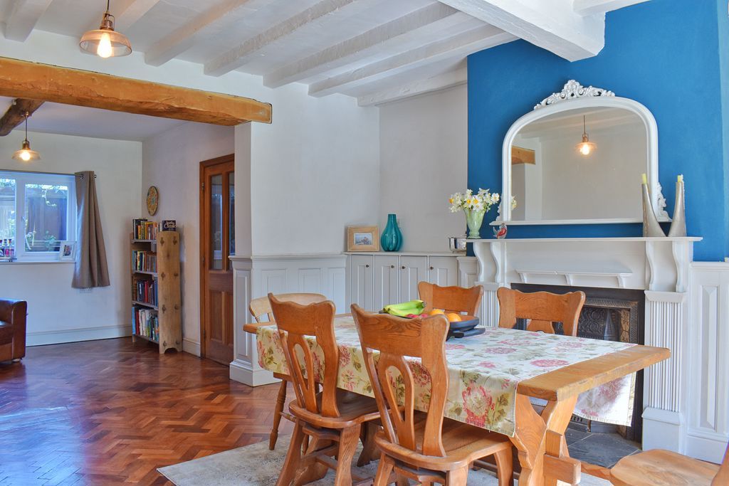 Property photo 3 of 21 Photo 13