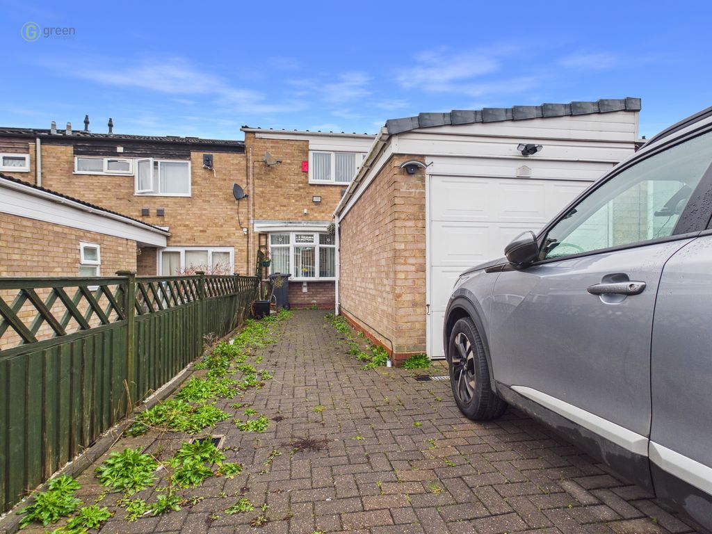 Property photo 1 of 31 Cam01332G0Pr0662Still030