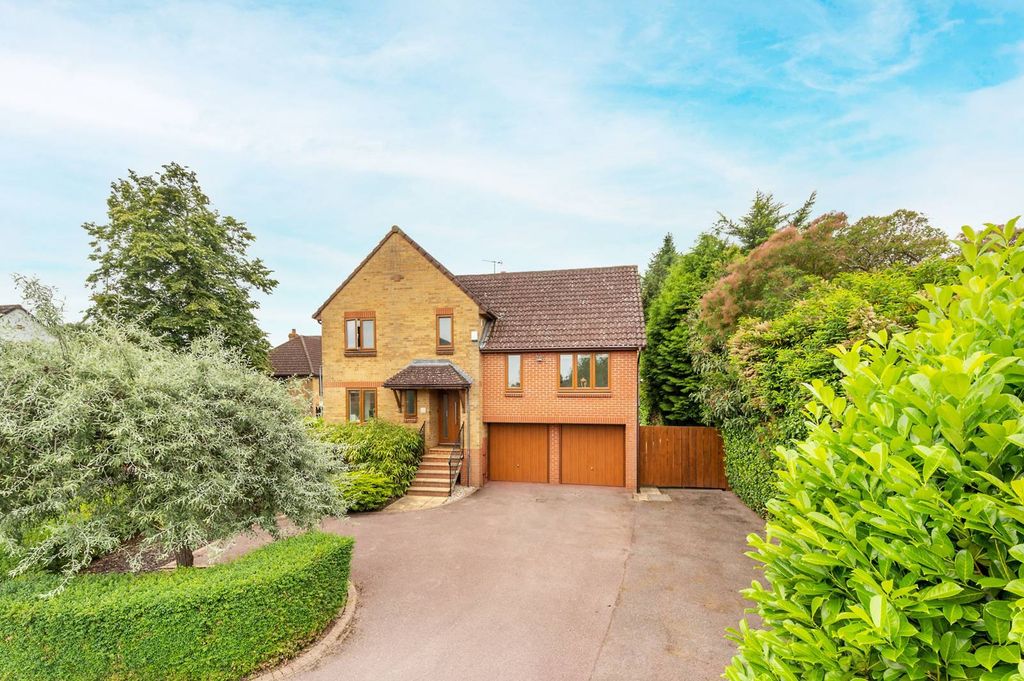 Property photo 1 of 26