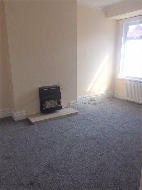 Property photo 3 of 8 Gallery