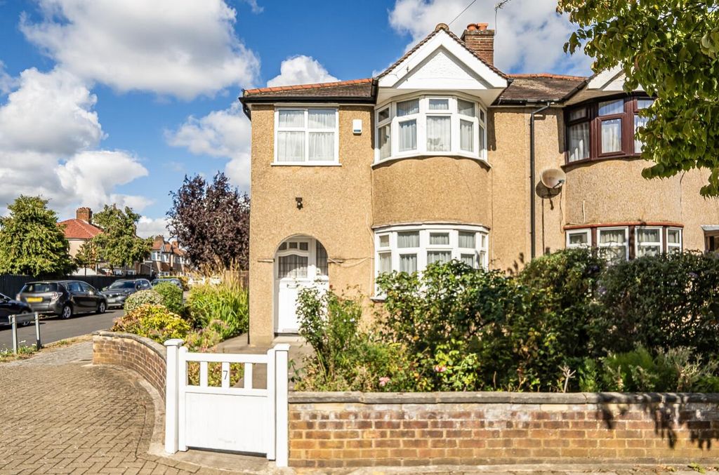Property photo 1 of 14 Davidson Frost-Wellings, Dfw, Clifton Road, Stanmo