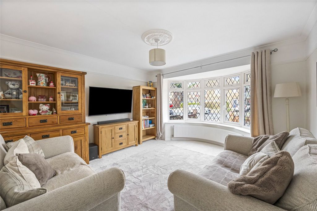 Property photo 3 of 17 Picture No. 27