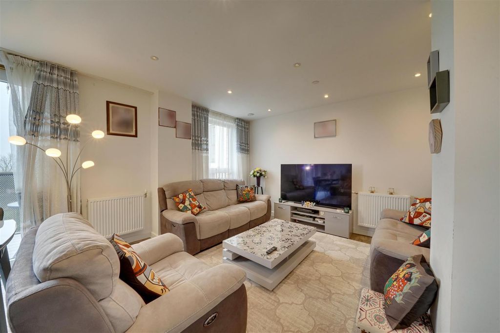 Property photo 3 of 14 Dsc09764-Dsc09768.Jpg