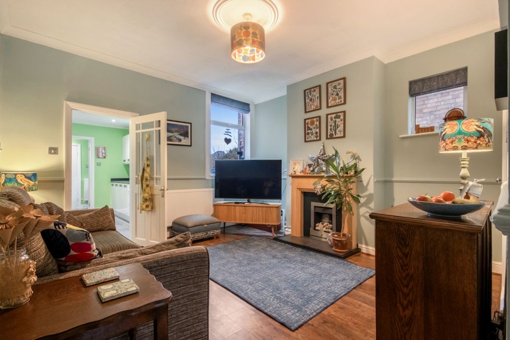 Property photo 3 of 17