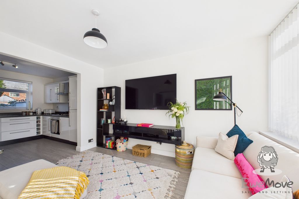 Property photo 3 of 14 Copy Of 15