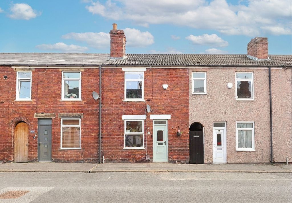 Property photo 1 of 18