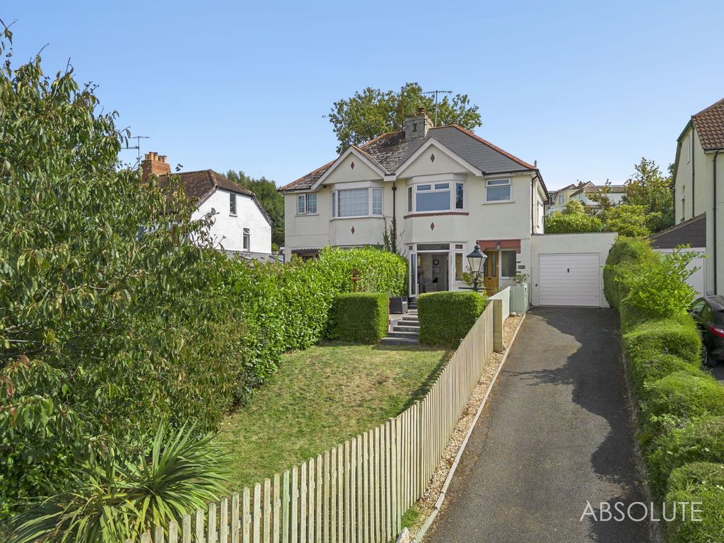 Property photo 1 of 31