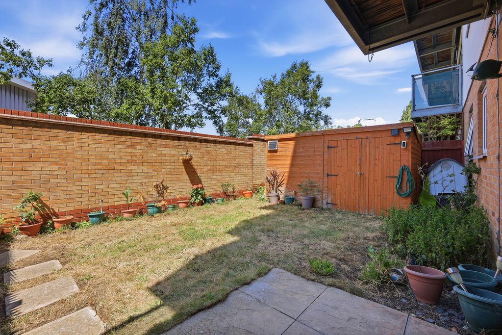 Property photo 3 of 29