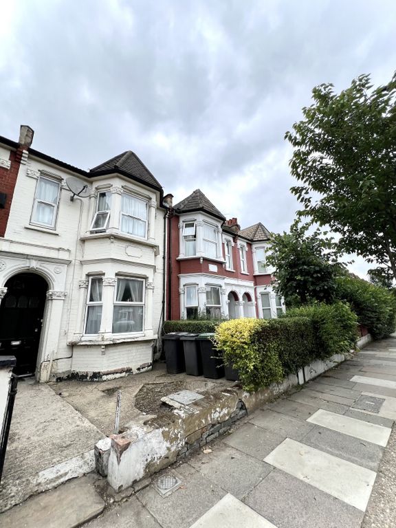 Property photo 1 of 21 A Fully Licensed 5 Bedroom HMO