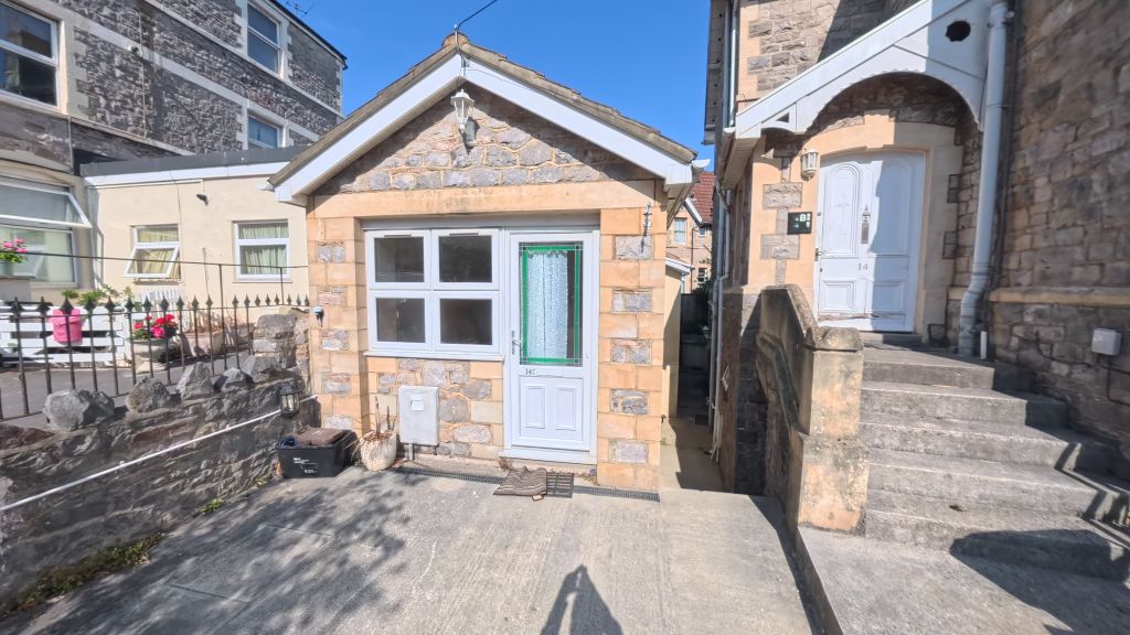 Property photo 1 of 6 Img_20260729_163821_00_498