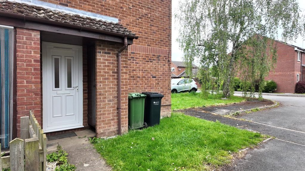 Property photo 2 of 9