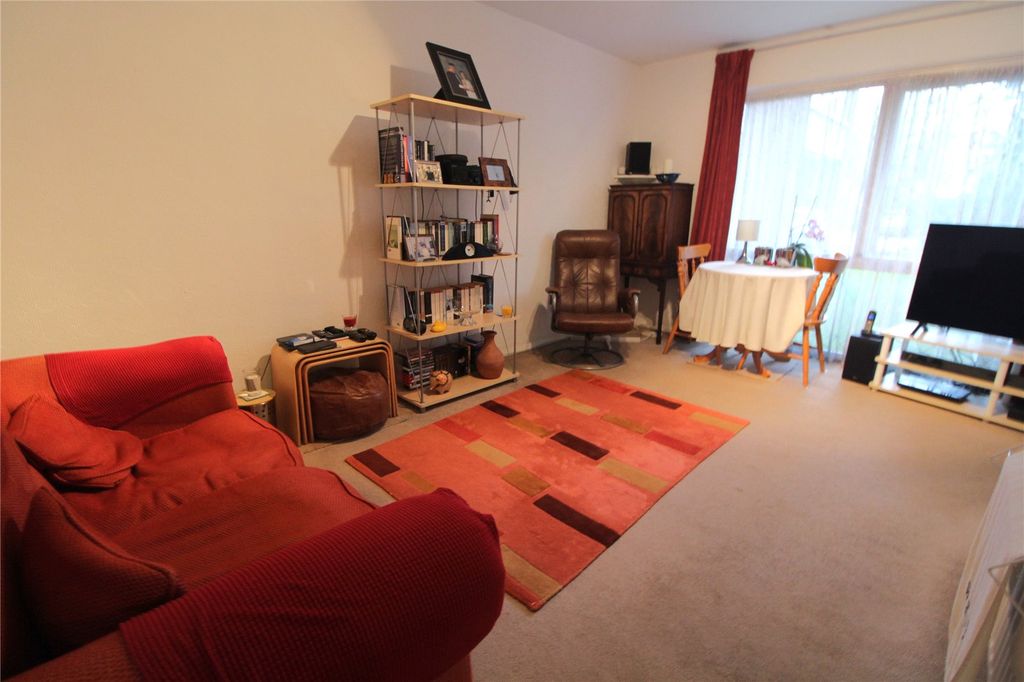 Property photo 2 of 7 Picture No. 04