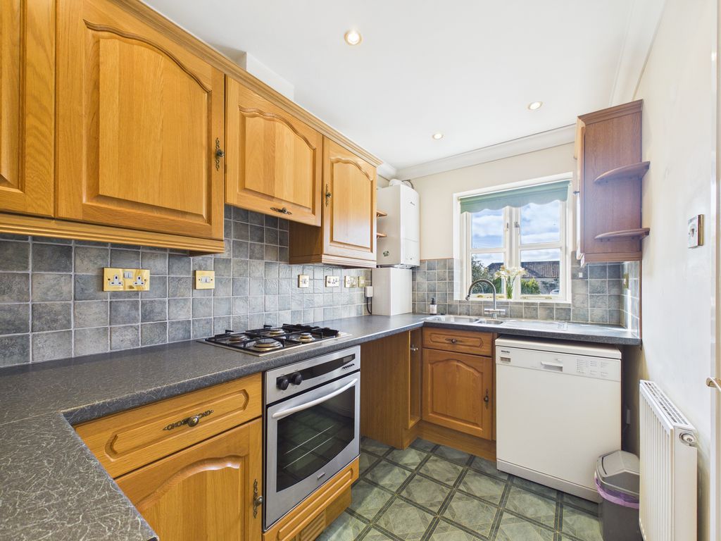 Property photo 3 of 20 Photo 12