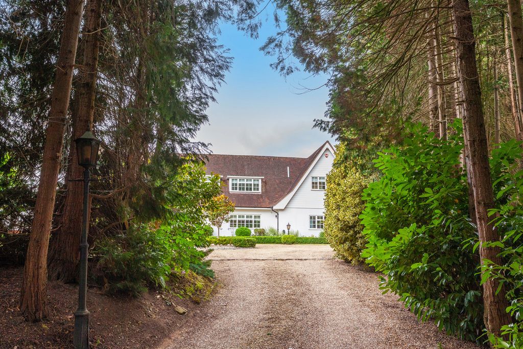 Property photo 2 of 30