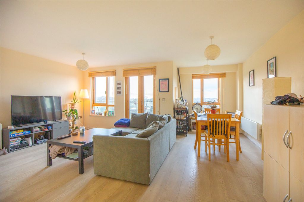 Property photo 1 of 13 Picture No. 17