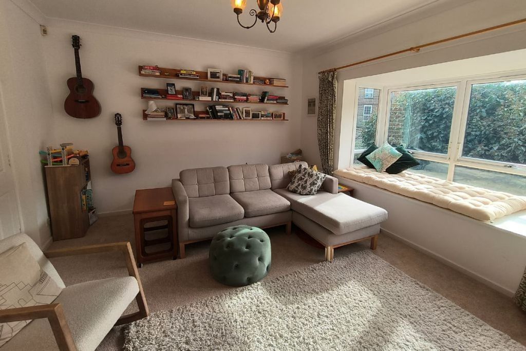 Property photo 2 of 17