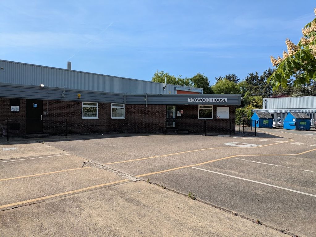 Property photo 1 of 11